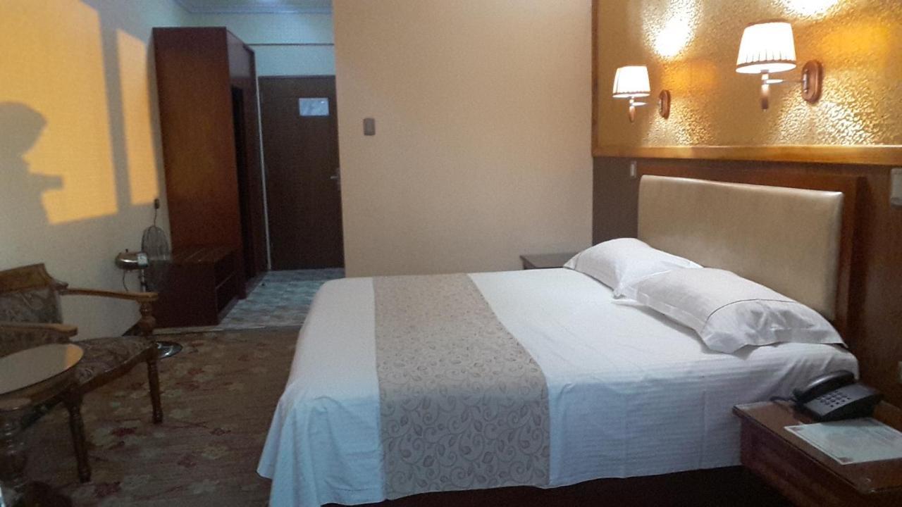 Hotel Pekin Iquique Kültér fotó